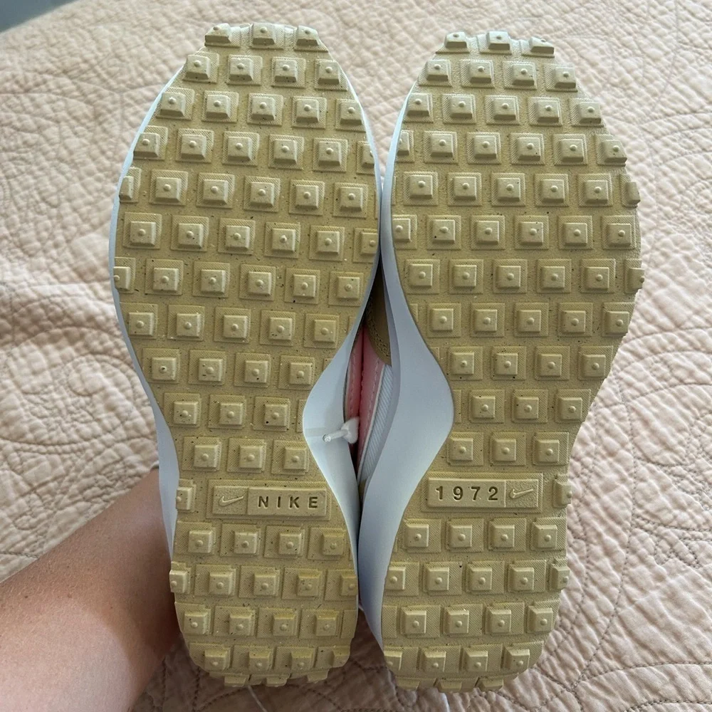 NWT Nike Waffle Debut Women’s White, Tan and Pink Athletic Shoes Size 5.5